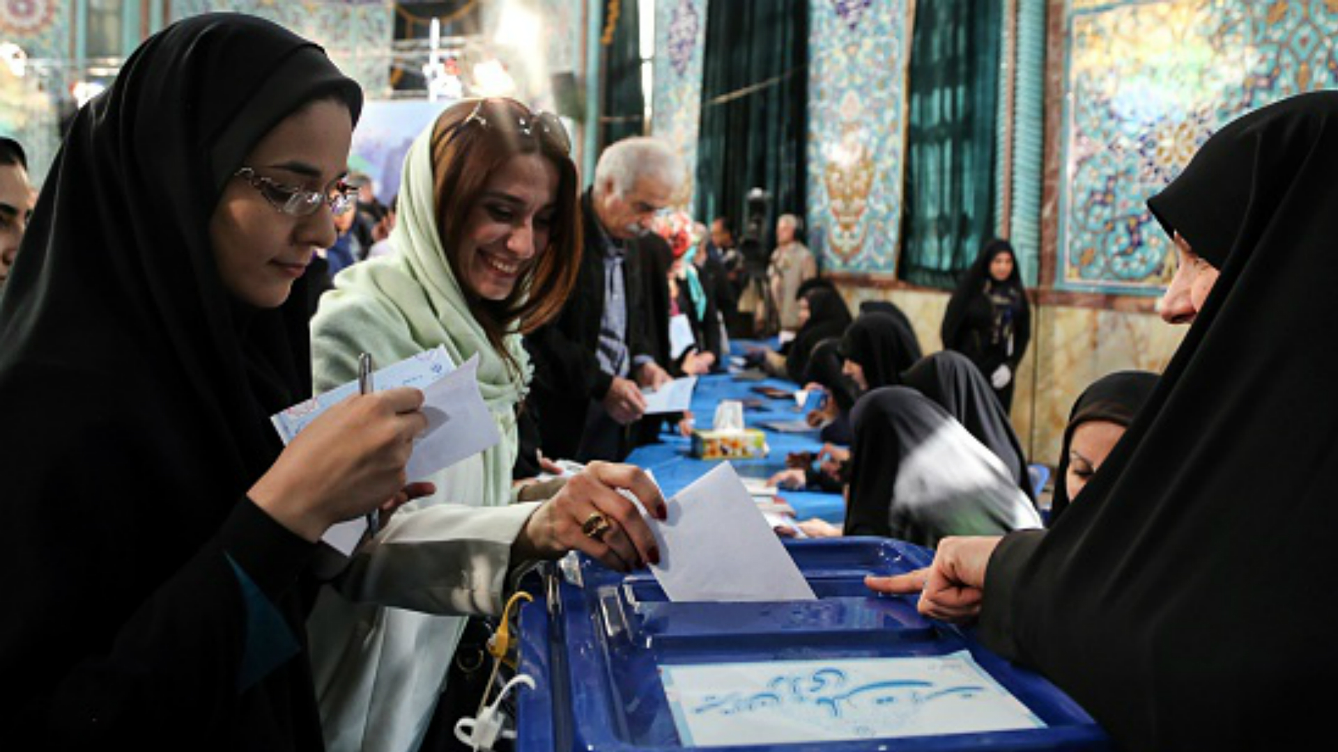 Strong Showing For Iranian Reformists In Early Election Results