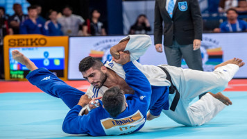 Israel's Tohar Butbul [White] was set for a potential matchup the Algerian judoka in the second round [Getty]