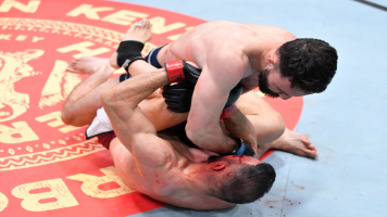 Javid Basharat submits Oron Kahlon in UFC match