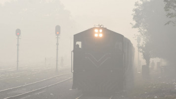 Pakistan train