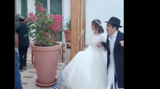 Jewish wedding -- twitter