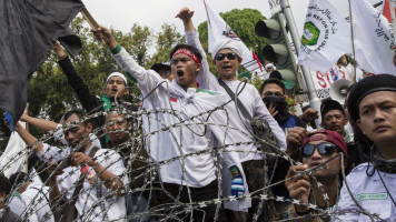 Rohingya protest Indonesia Getty