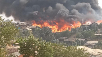 rohingya camp fire