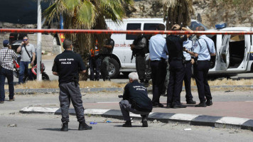 Israeli police after attempted stabbing