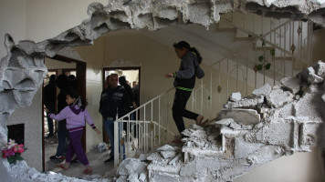 Palestinian demolish home -- Anadolu