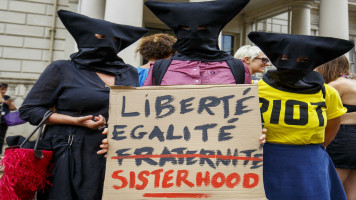 Burkini protest - Anadolu