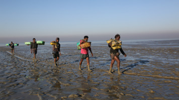 Bangladesh fishing