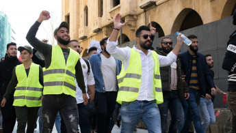 yellow vest