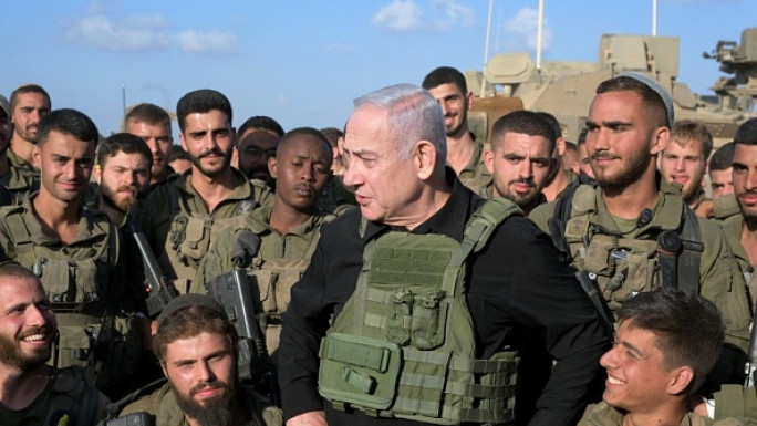 Benjamin Netanyahu meets with soldiers near Gaza Strip