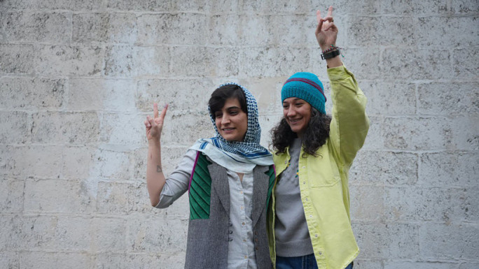 Elaheh Mohammadi (left), Niloufar Hamedi (right)