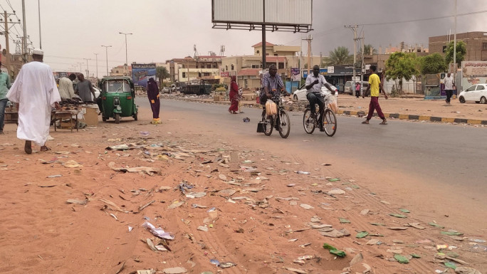 Fighting continued in Khartoum on Sunday [Getty]