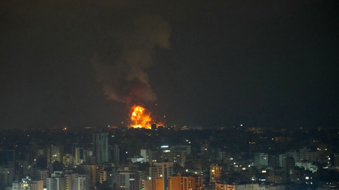 Israeli strikes target Beirut