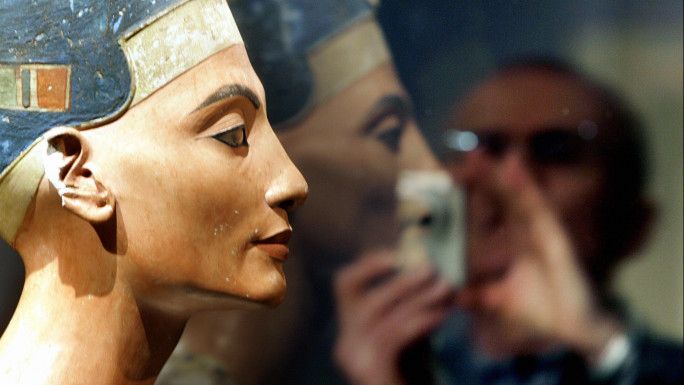 Nefertiti_Bust