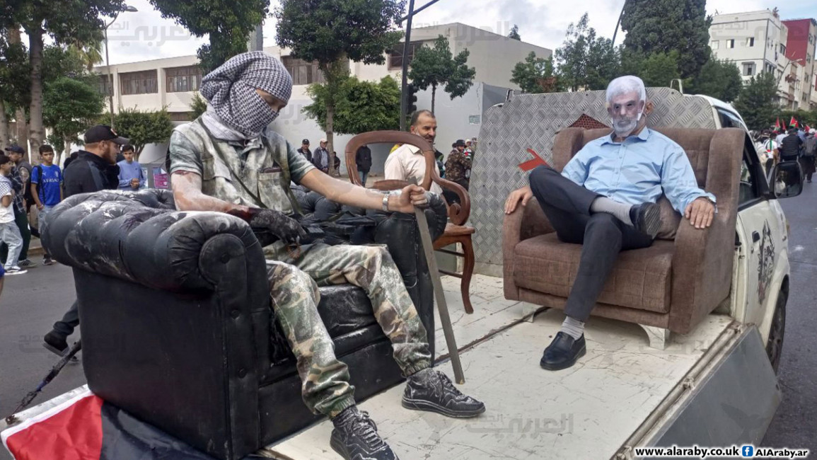 A man dressed like Sinwar in a protest in Casablanca