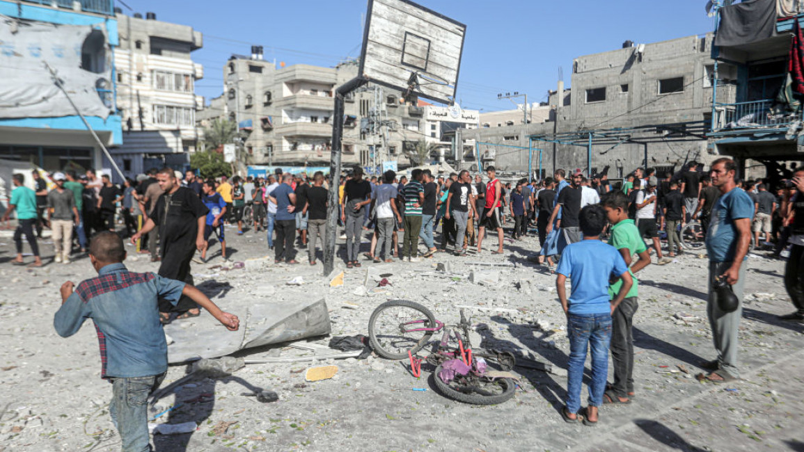 Civil defense teams and Palestinian residents launched a search and rescue operation after the Israeli army targeted the al-Jaouni School.