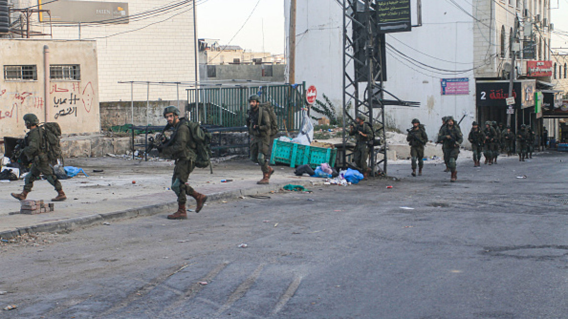 Clashes broke out between Palestinian fighters and PA security forces [Getty]