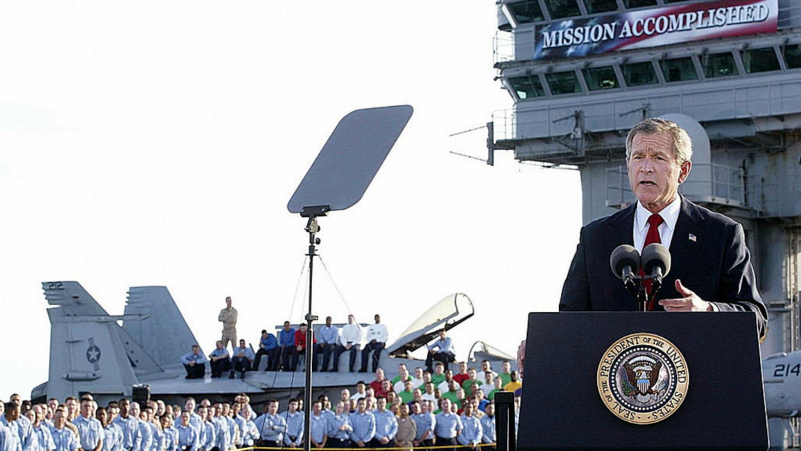 Bush on USS Lincoln